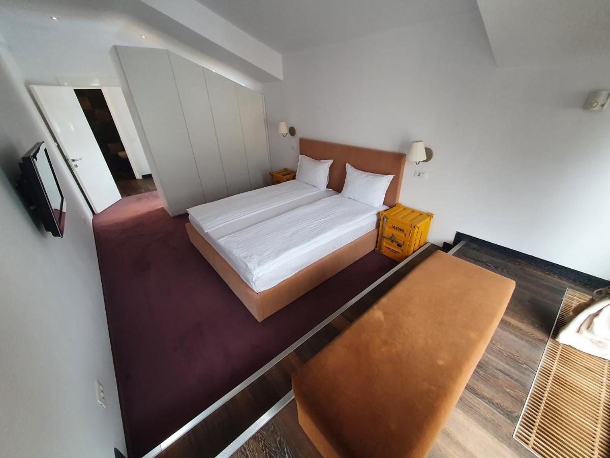 Apart Hotel Vlad Tepes Braşov Dış mekan fotoğraf