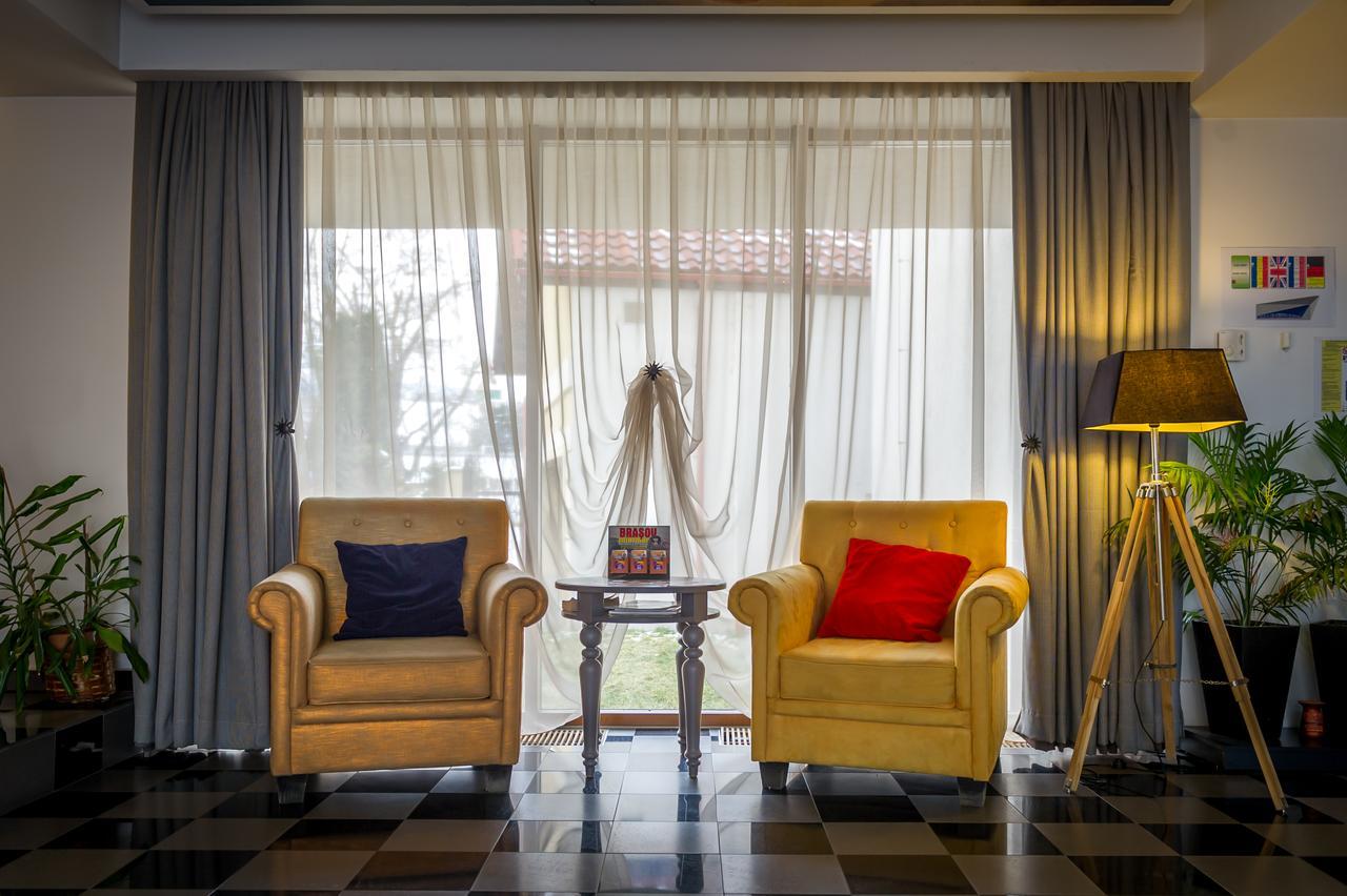 Apart Hotel Vlad Tepes Braşov Dış mekan fotoğraf