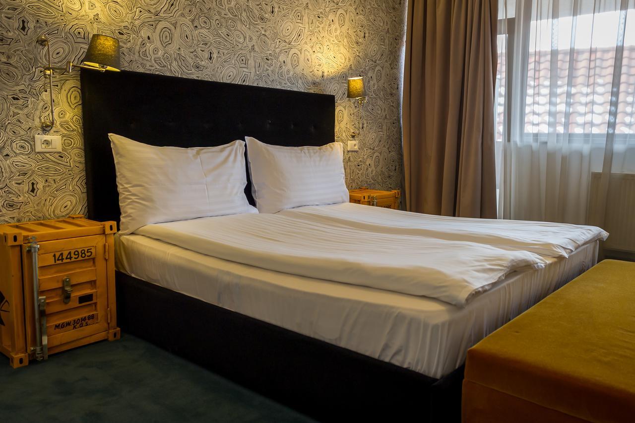 Apart Hotel Vlad Tepes Braşov Dış mekan fotoğraf