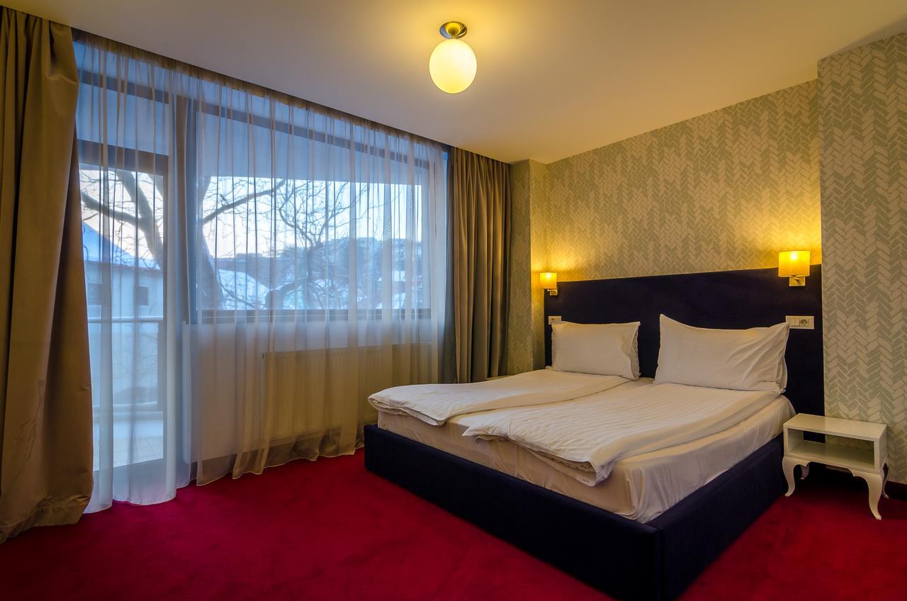 Apart Hotel Vlad Tepes Braşov Dış mekan fotoğraf