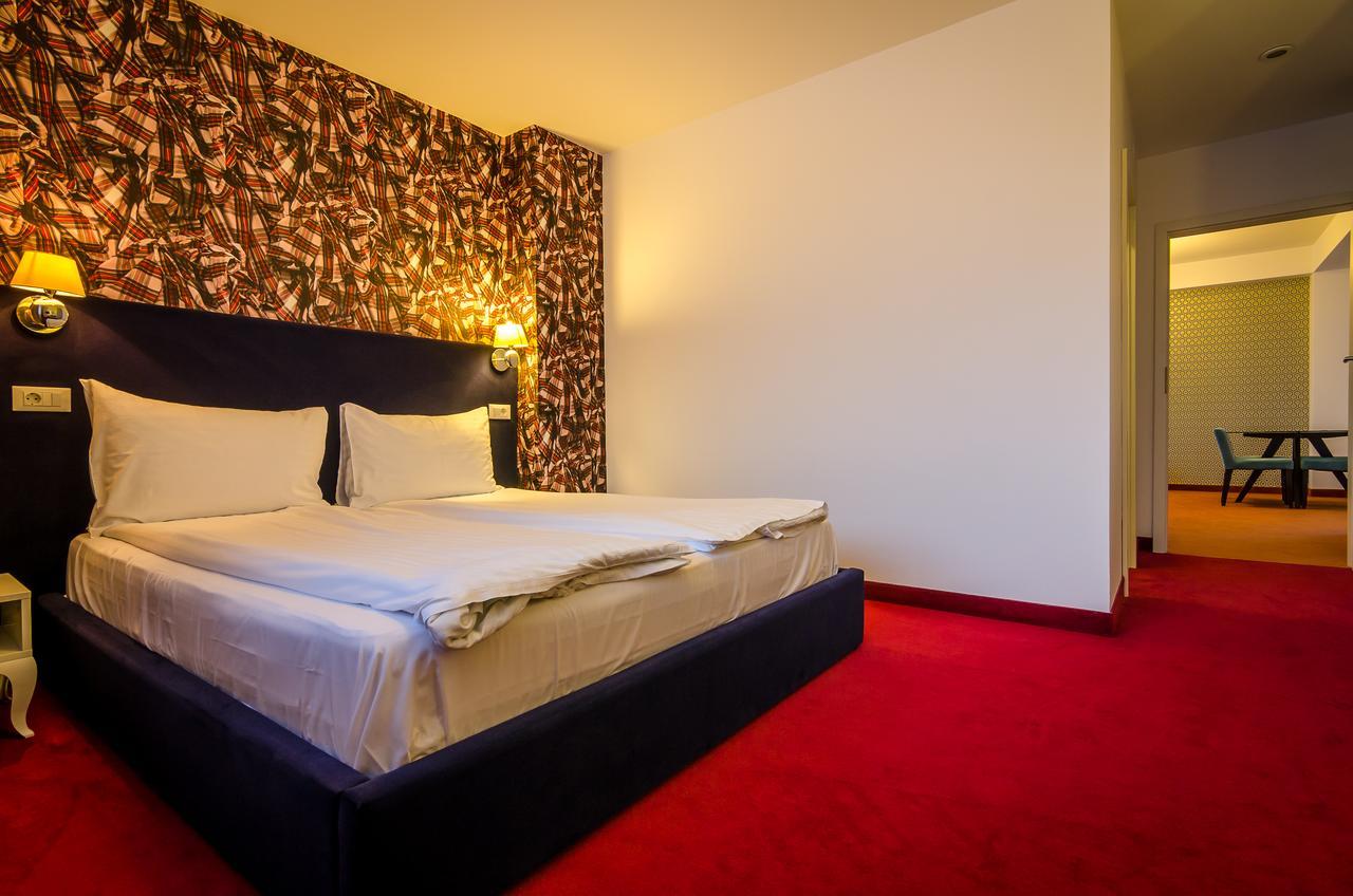 Apart Hotel Vlad Tepes Braşov Dış mekan fotoğraf
