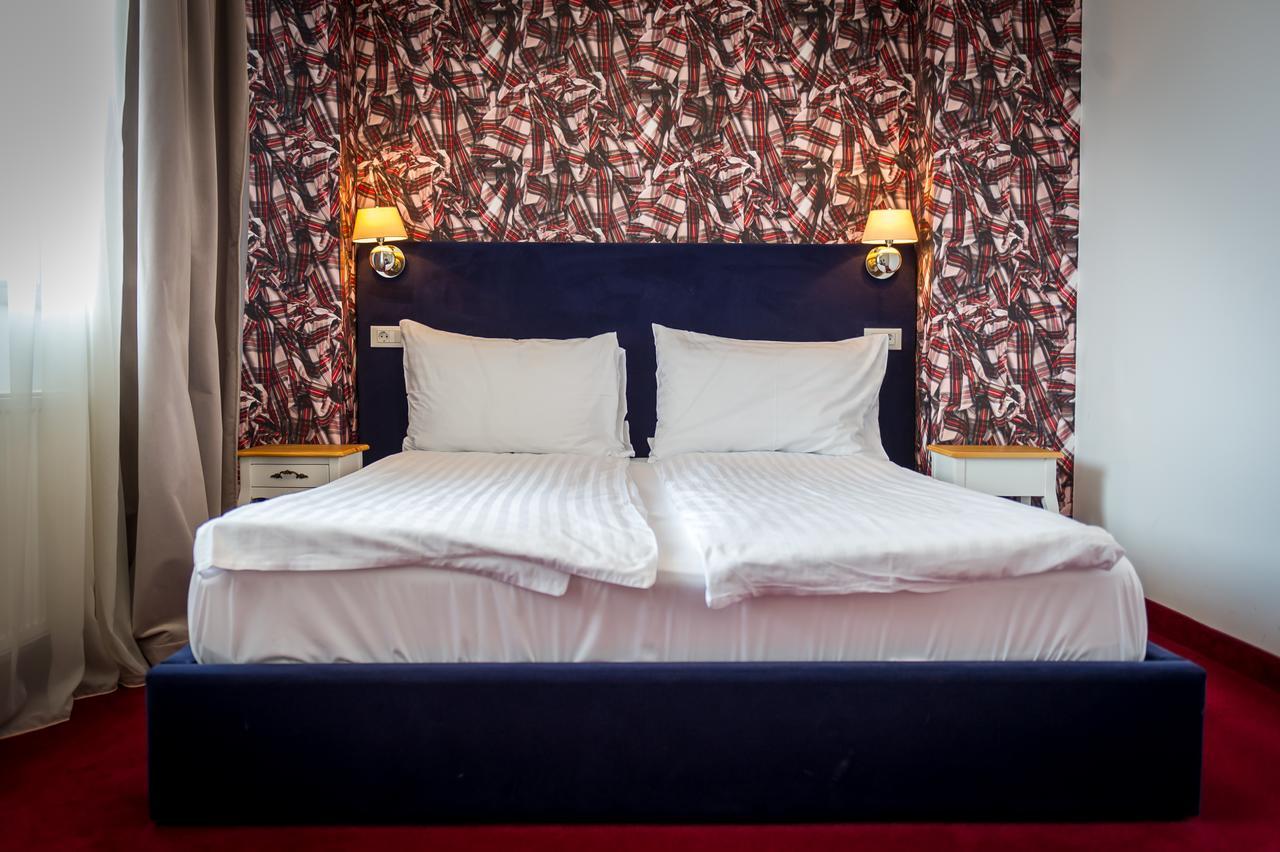 Apart Hotel Vlad Tepes Braşov Dış mekan fotoğraf