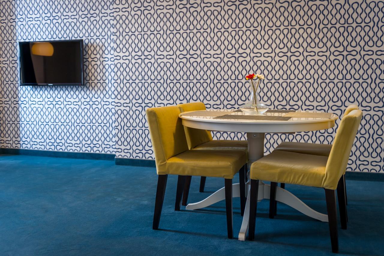 Apart Hotel Vlad Tepes Braşov Dış mekan fotoğraf